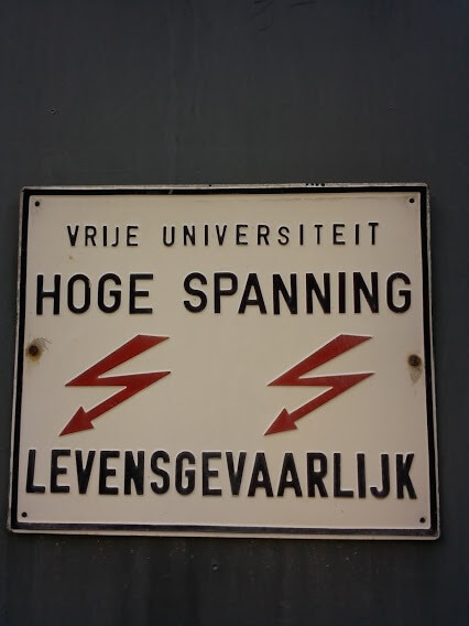 Hoge spanning in het vu